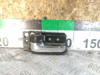 Ручка двери внутренняя передняя левая Toyota Avensis 2 2003 2008