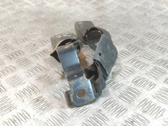 Ответная часть ремня безопасности Toyota Avensis 2 2003 2008