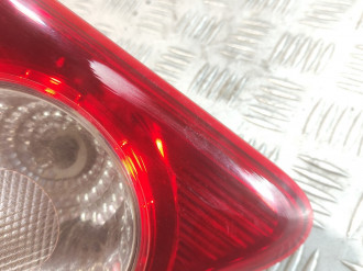 Фонарь задний внутренний правый Toyota Corolla e150