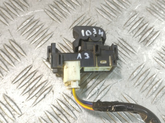 Кнопка стеклоподъемника Toyota Corolla e150