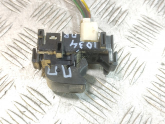 Кнопка стеклоподъемника Toyota Corolla e150