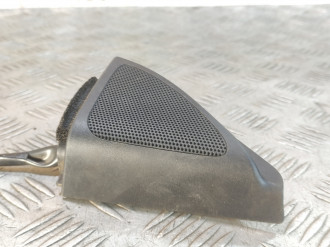 Крышка зеркала внутренняя правая Toyota Corolla e150