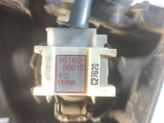 Крышка зеркала внутренняя правая Toyota Corolla e150