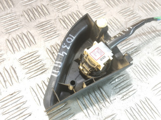 Крышка зеркала внутренняя правая Toyota Corolla e150