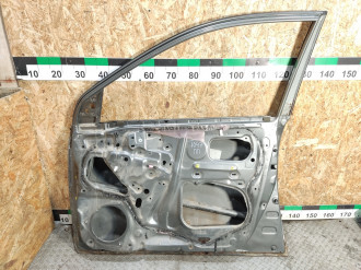 Дверь передняя правая Toyota Corolla e120