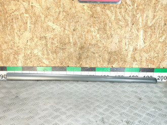 Молдинг двери передней правой Toyota Corolla e120