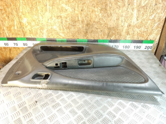 Обшивка двери передней левой Toyota Avensis 1 1997-2003