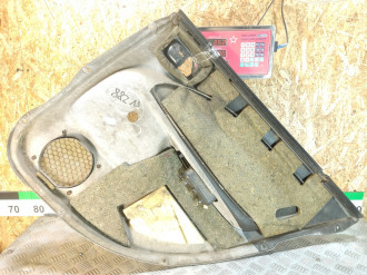 Обшивка двери задней левой Toyota Avensis 1 1997-2003