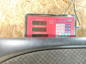 Обшивка двери передней правой Toyota Avensis 1 1997-2003