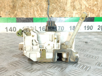 Замок двери передней правой Toyota Avensis 1 1997-2003