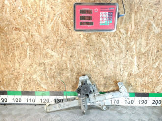 Стеклоподъемник передний правый Toyota Avensis 1 1997-2003