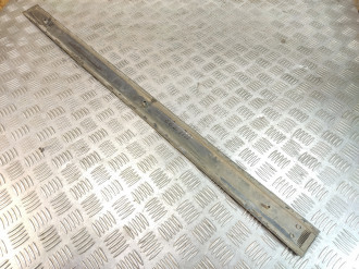 Молдинг двери передней правой Toyota Avensis 1 1997-2003