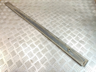 Молдинг двери передней правой Toyota Avensis 1 1997-2003