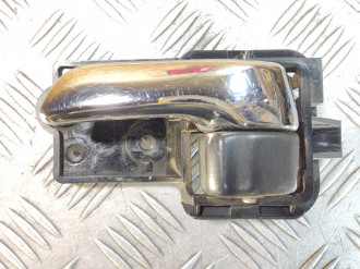 Ручка двери внутренняя передняя левая Toyota Avensis 1 1997-2003