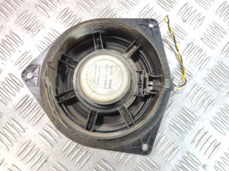 Динамик Toyota Avensis 2 2003 2008