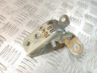 Петля двери передней правой верхняя Toyota Corolla e120