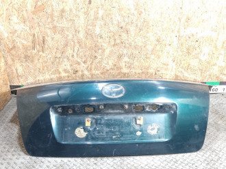 Крышка багажника Toyota Avensis 2 2003 2008