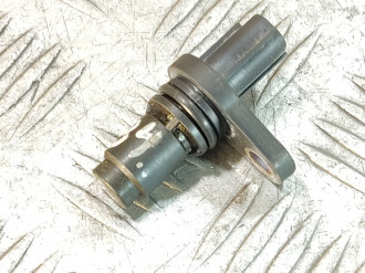 Датчик распредвала Toyota Corolla e150