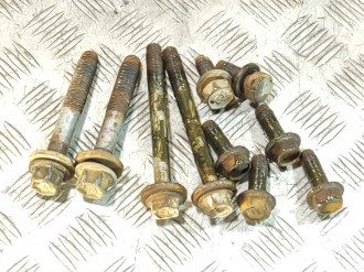 Болт подрамника переднего Toyota Corolla e150