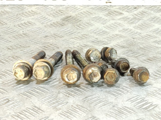 Болт подрамника переднего Toyota Corolla e150