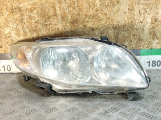 Фара правая Toyota Corolla e150