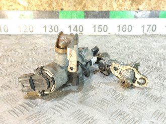 Замок зажигания Toyota Avensis 2 2003 2008