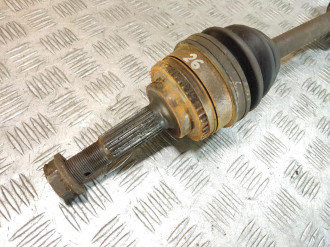 Полуось передняя левая Toyota Avensis 1 1997-2003