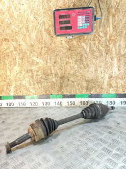 Полуось передняя левая Toyota Avensis 1 1997-2003