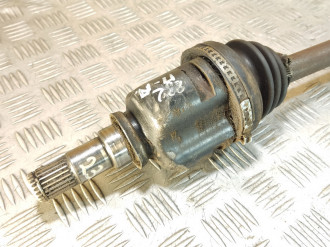 Полуось передняя правая Toyota Avensis 1 1997-2003