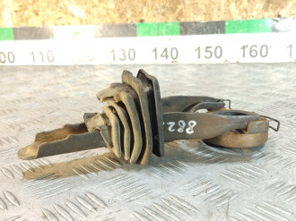 Вилка сцепления Toyota Avensis 1 1997-2003