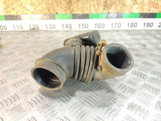 Патрубок воздушного фильтра Toyota Avensis 1 1997-2003