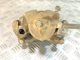 Суппорт передний правый Toyota Avensis 1 1997-2003