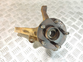 Кулак поворотный передний левый Toyota Avensis 1 1997-2003