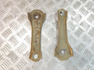 Кронштейн передней балки Toyota Avensis 1 1997-2003