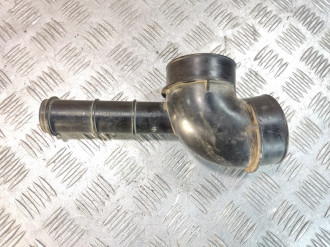 Патрубок воздушного фильтра Toyota Avensis 1 1997-2003