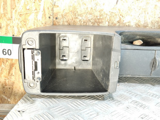Консоль Toyota Corolla e150