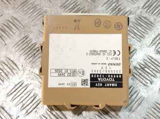 Блок бесключевого доступа Toyota Corolla e150