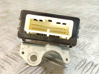 Блок управления стеклоочистителей Toyota Corolla e150