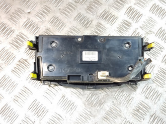 Блок управления отопителя климатической установки Toyota Corolla e150