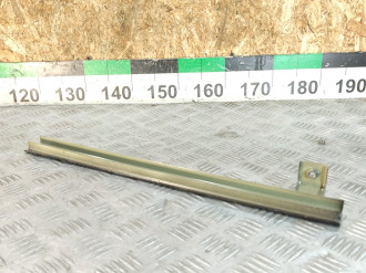 Направляющая стекла Tank 300 2021-2026