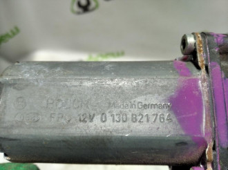 Моторчик стеклоподъемника левый передний Volkswagen Touareg 2002 2010