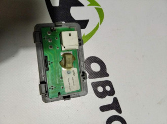 Плафон салонный Volkswagen Touareg 2002 2010