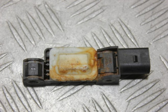 Датчик Air Bag Volkswagen Touareg 2002 2010