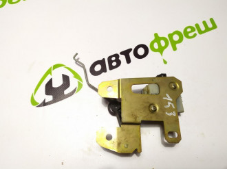 Замок лючка бензобака Volkswagen Touareg 2002 2010