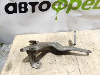 Крепление двигателя Volkswagen Amarok 2010+