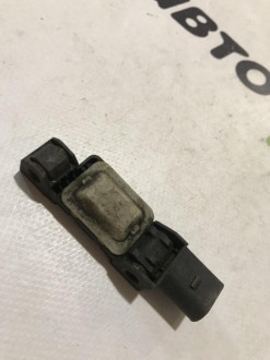 Датчик Air Bag Volkswagen Touareg 2002 2010