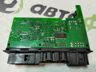 Блок управления стеклоподъемниками Volkswagen Touareg 2002 2010