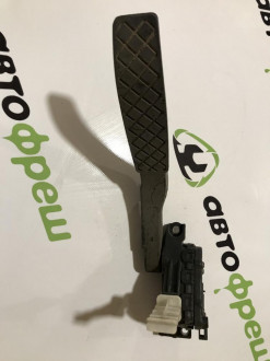 Педаль газа Volkswagen Touareg 2002 2010