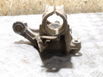 Кулак поворотный передний правый Volkswagen Passat b6 b6