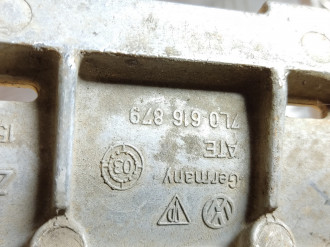 Кронштейн Volkswagen Touareg 2002 2010